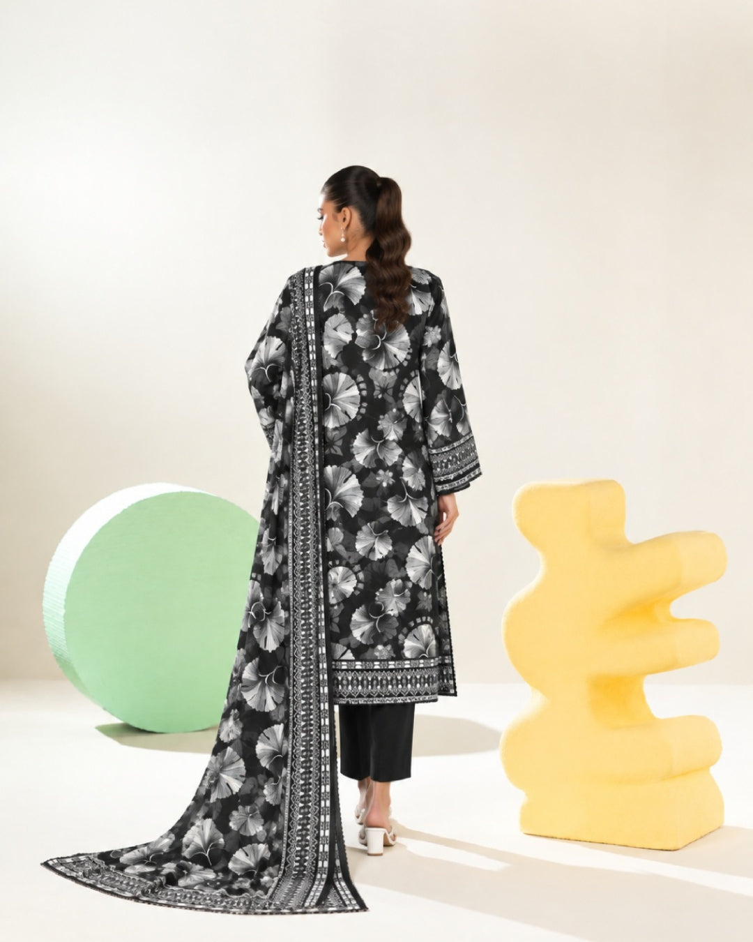 3-Piece Printed Linen Winter – Black White Leaf
